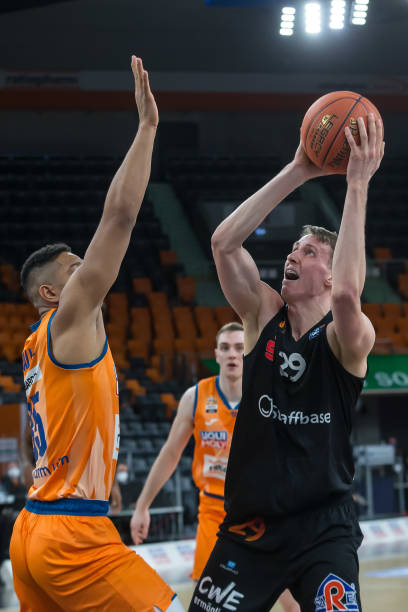 效率亟待提 效率亟待提