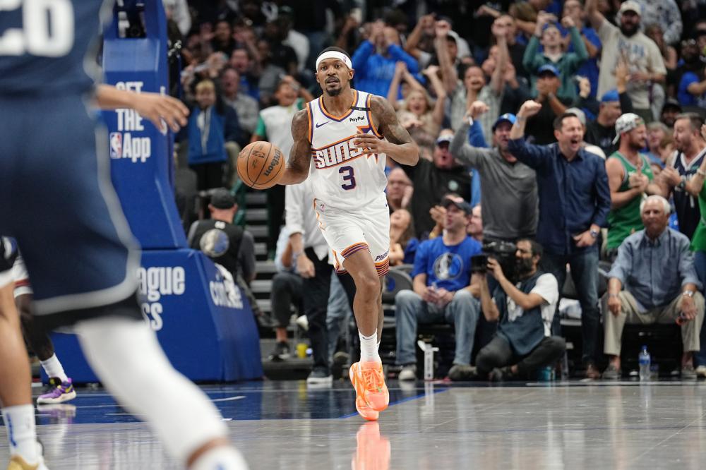 樊振东在经 樊振东在经